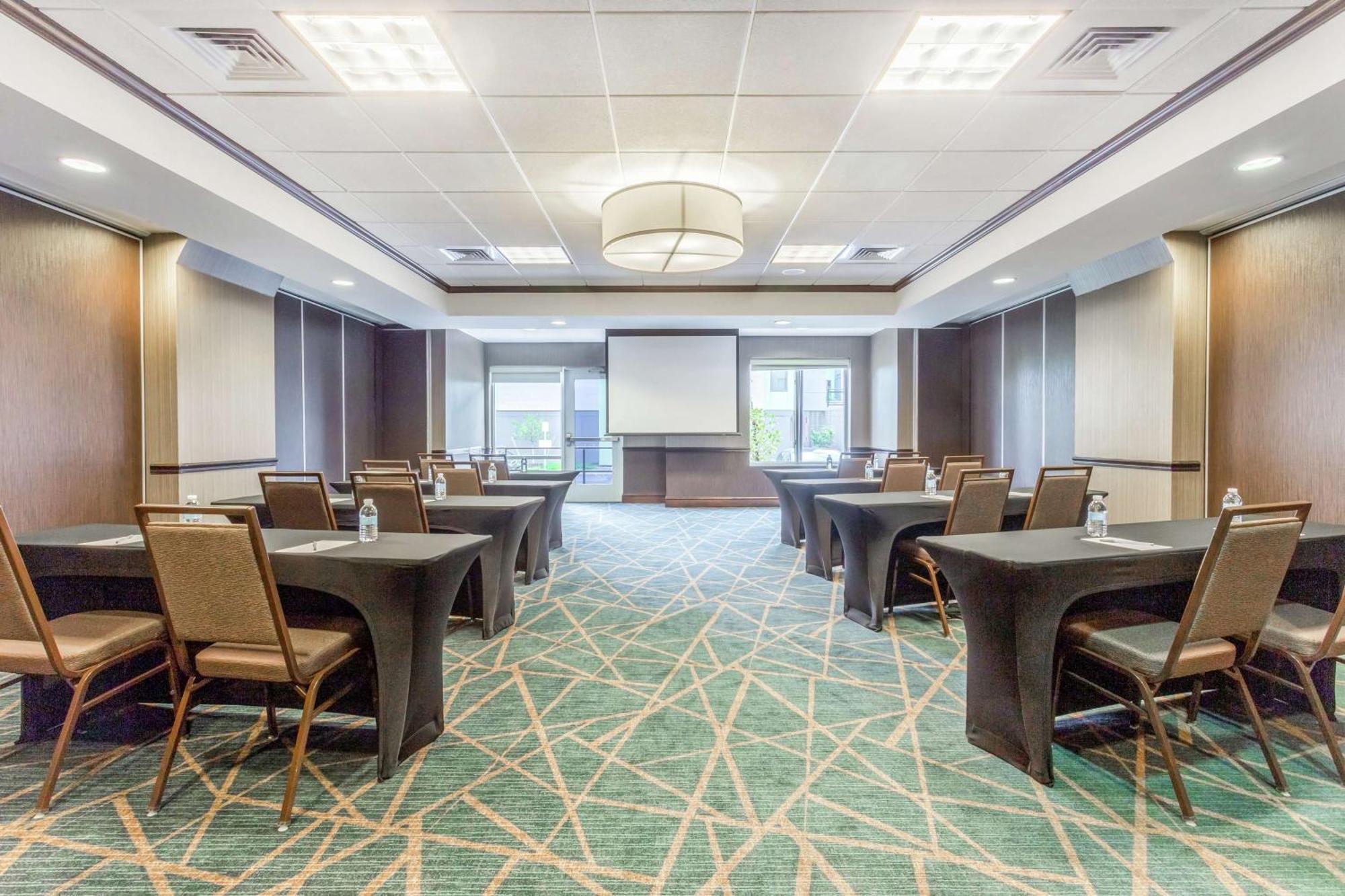 Hilton Garden Inn Albany-SUNY Area Exterior foto